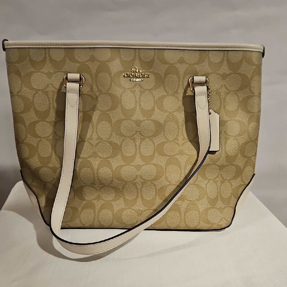 COACH F58294 Zip Top Tote In Signature Canvas Logo Khaki Chalk